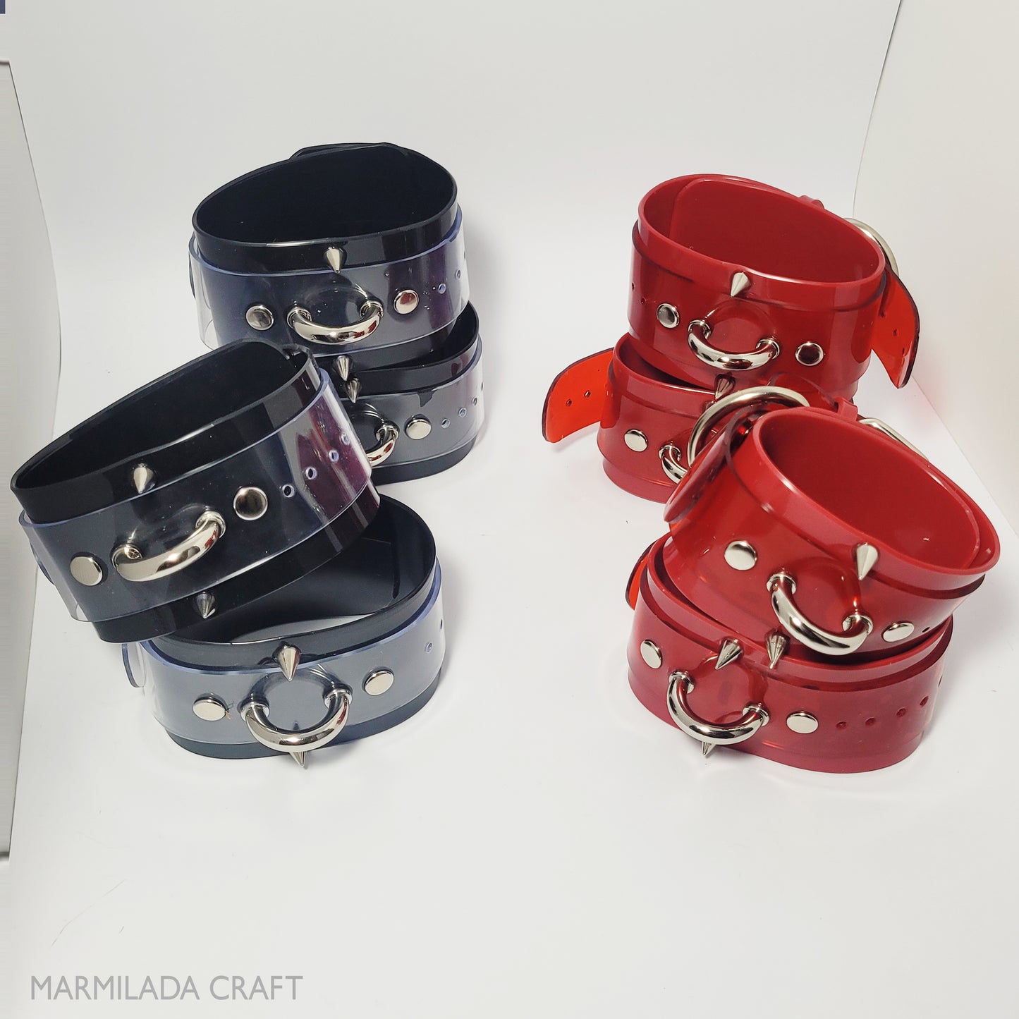 HANDCUFFCS 'LITTLE SPIKES' RED THICK Pair