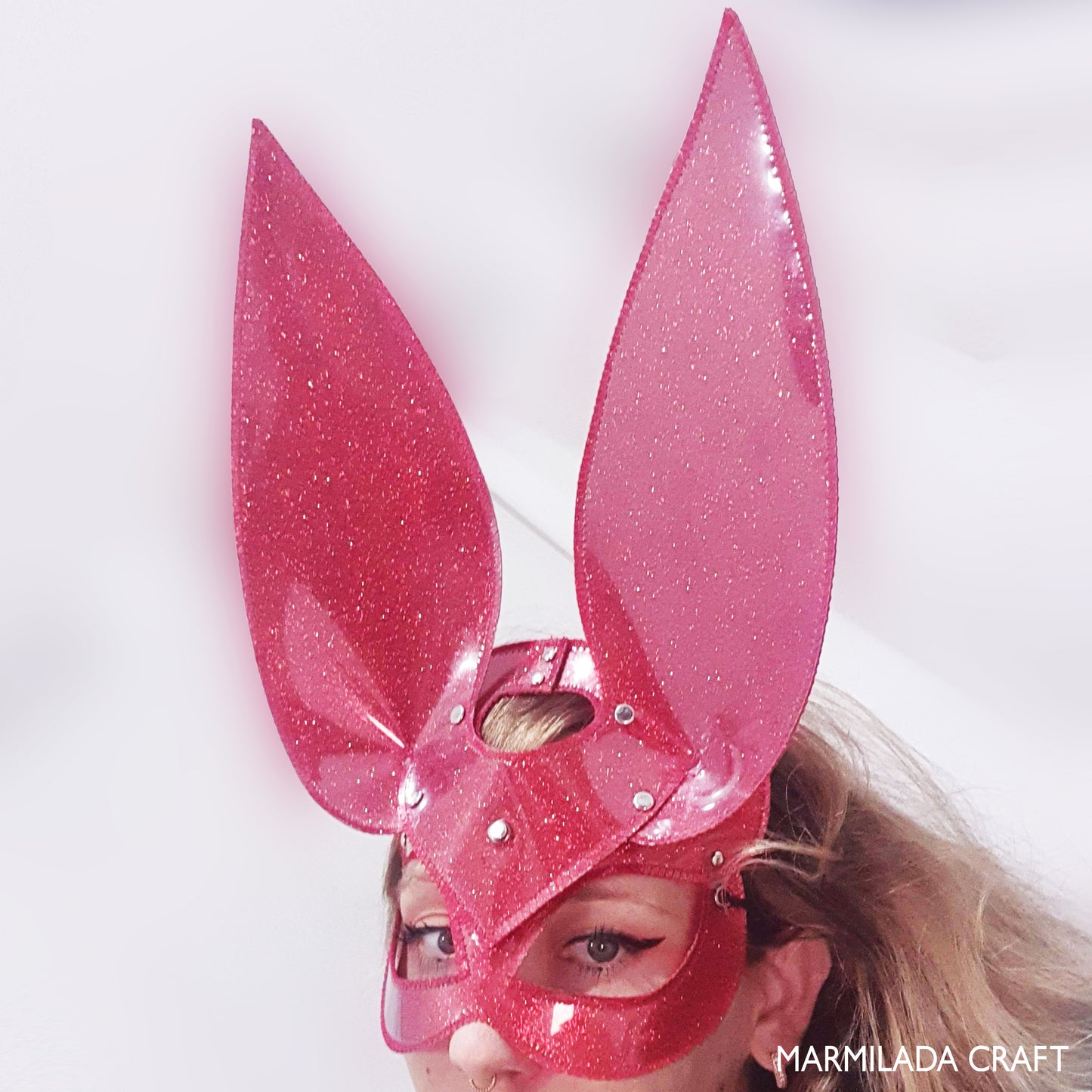 BUNNY MASK RED-GLITTER